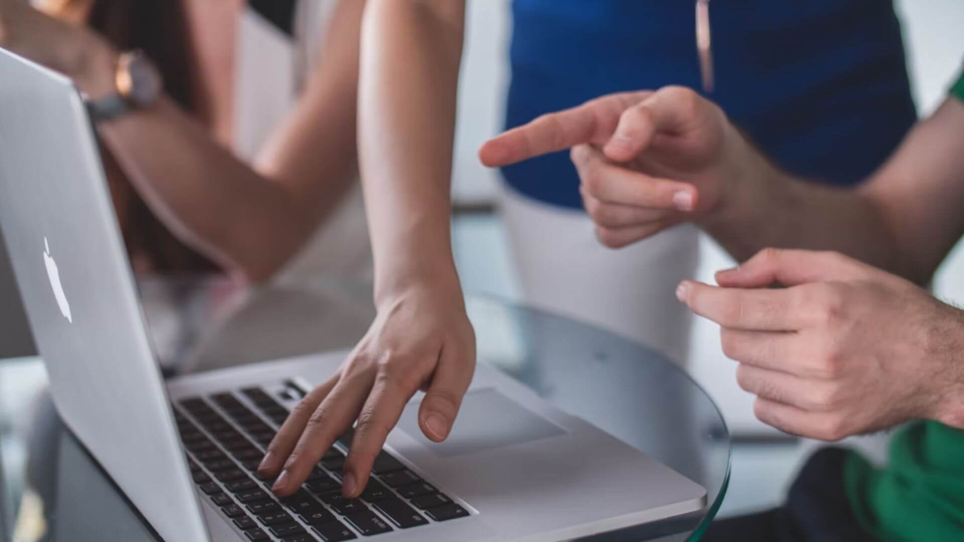 ανάπτυξη περιεχομένου B2B eshop και ιστοσελίδων