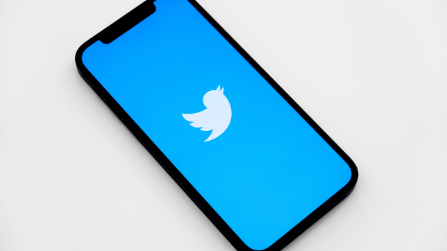 σελίδα στο Twitter