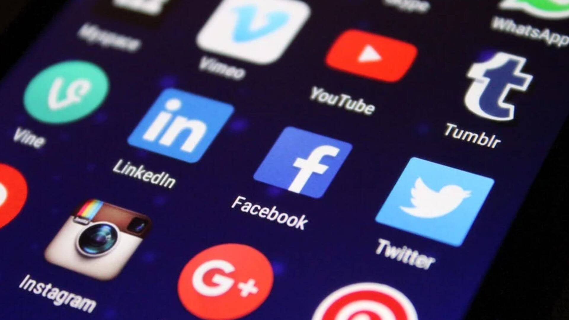 Social Media Sites λάθη